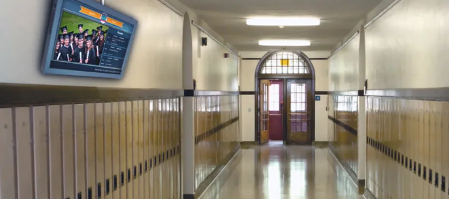Digitale Campusinformation und Wegweisung in Schulfluren